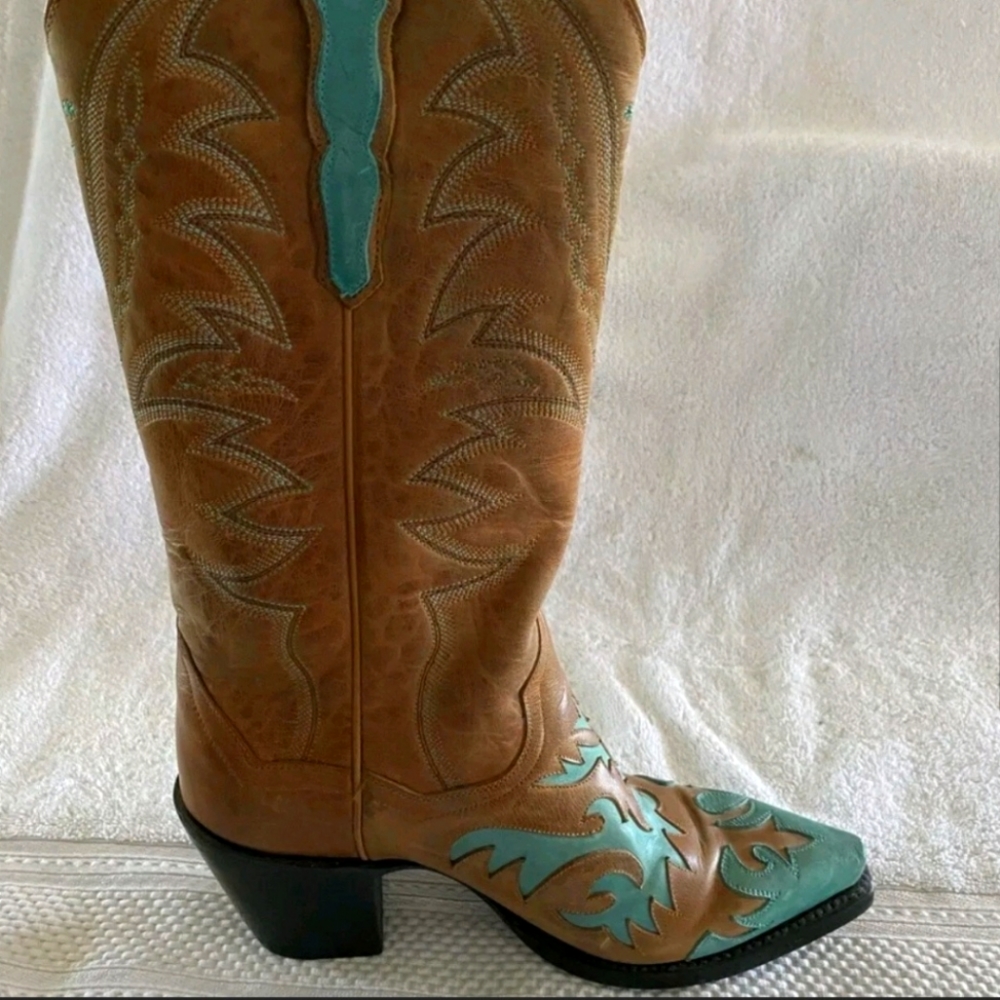 Cowgirl Boots with Teal Detailing